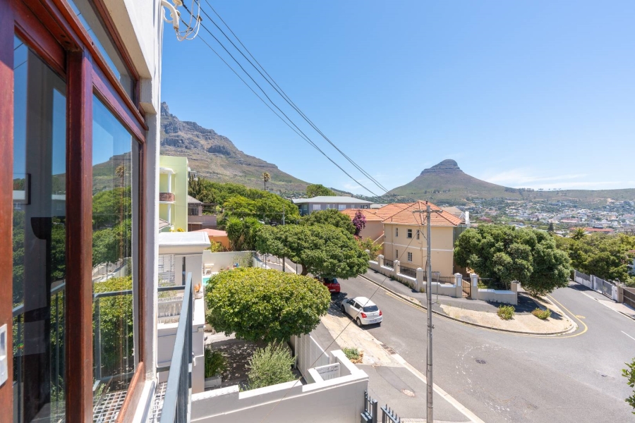 To Let 2 Bedroom Property for Rent in Vredehoek Western Cape